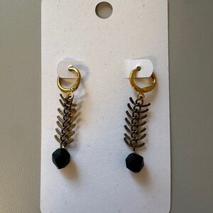 New Handmade Gold Tone Fishbone Dangly Earrings with Black Stone